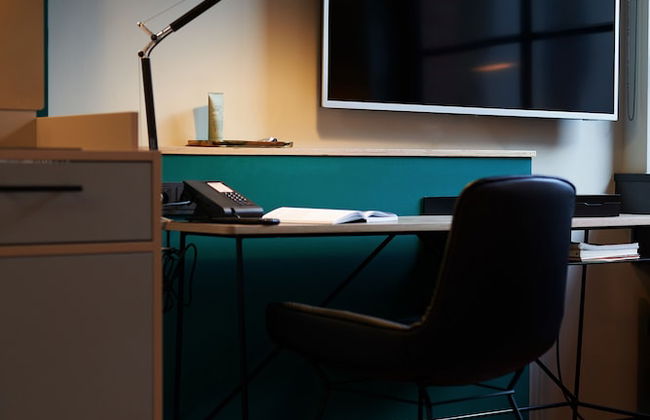 Hood House - Photo 23