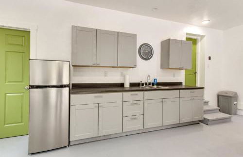 3 Acre Retreat with Fire Pit, Pickleball and Gazebo - Foto 21