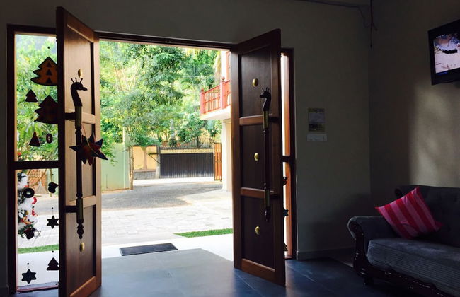 Peacock Villa - Photo 2