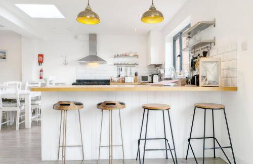 Sherkin - East Wittering central - Photo 9