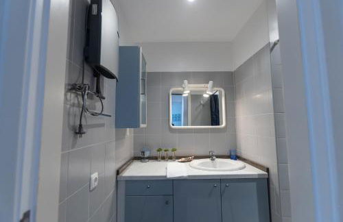 Sun & Beach Apartment by Soulplaces - Foto 18