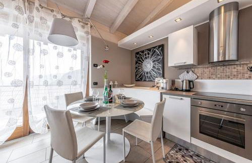 La Dolce Vita - Vista Lago e Piscina - Photo 4