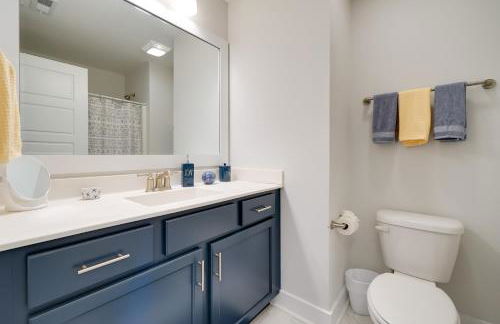 Modern Family Home in Hampstead with Patio and Grill! - Foto 15