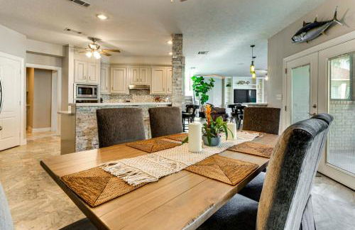 Waterfront Lake Conroe Home with Pool Access! - Foto 7