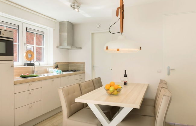 Villa in Dishoek Near Noordzee Beach - Photo 5