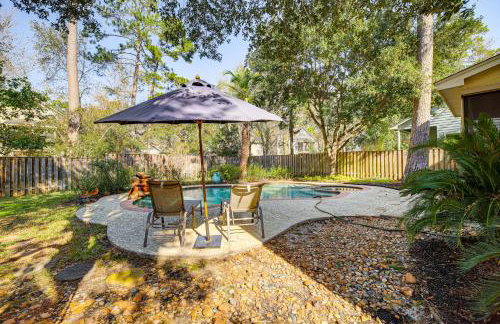 Near Trails, Shops and Eats Spring Home with Pool - Photo 28