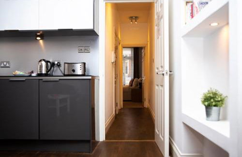 Apt 1, Trafalgar Square 1st Floor by Indigo Flats - Photo 6