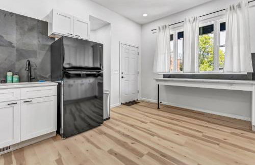 Tasteful Full Home Dtown Buffalo - Foto 13