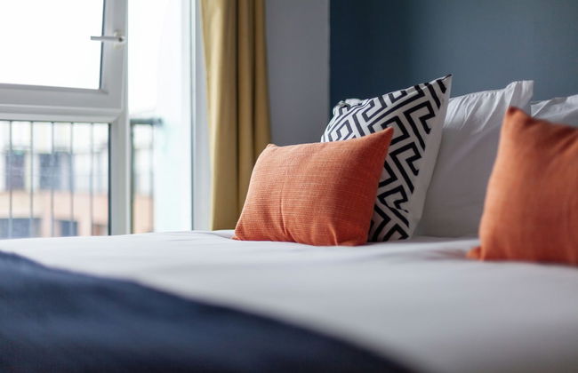 Top-rated Penthouse - King Size Bed & Free Parking - Photo 7