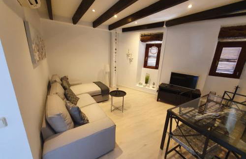 Edificio Can Roses - Foto 25