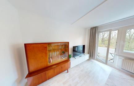 Praktisch eingerichtete Ferienwohnung, nur 5 Minuten bis zur Haltestelle Linie 5, WLAN - Foto 8