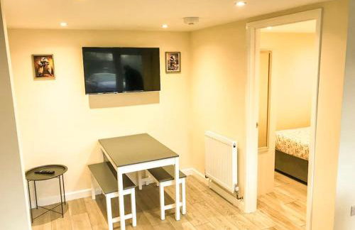 Badgers Sett 2 Bedroom sleeps 4, The New Inn Viney Hill, Forest of Dean - Foto 3