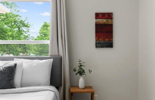 10 Min to Downtown-Modern in Magic City-Both Units - Foto 27