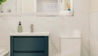 Modern Central 2 Bed Apartment with Parking - Foto 4