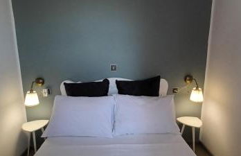 Portico Cozy Home - Photo 48