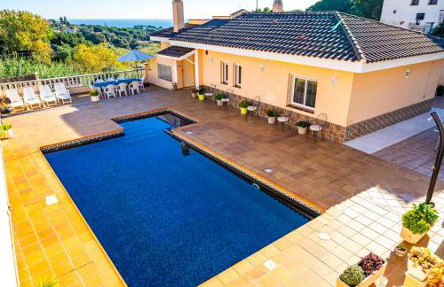 HomeHolidaysRentals Aube - Foto 1