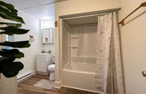 Quaint Renovated Single Family - Foto 3