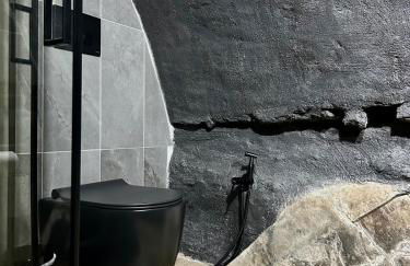 Unique Romantic Cave with air conditioner - Foto 26