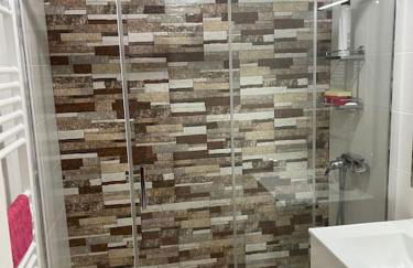 Precioso duplex en Oviedo WIFI - Foto 2