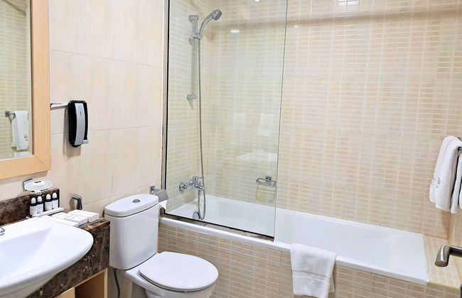 Barcelo Residences Dubai Marina - Photo 53