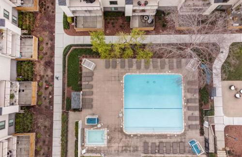 Sharon Green apartments by FantasticStay - Photo 86