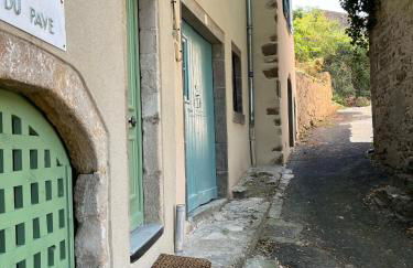 Maison au pied du château + parking privé - Photo 38