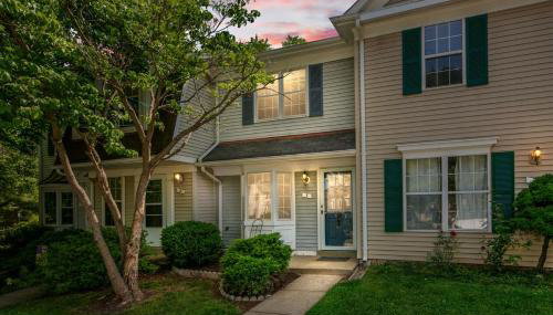 Townhome in No VA, 40 Mins to DC, Pets OK, Fast WiFi - Foto 5