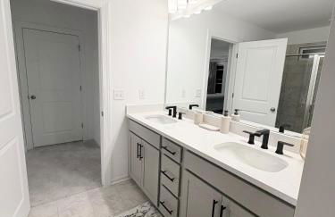 4BR Luxury House 12 mins from Downtown Raleigh - Foto 15