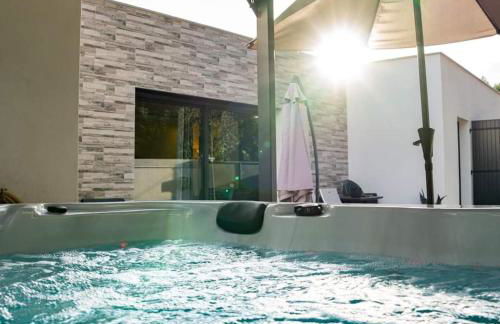 Villa du Chêne Vert Tout confort Option jacuzzi - Foto 37