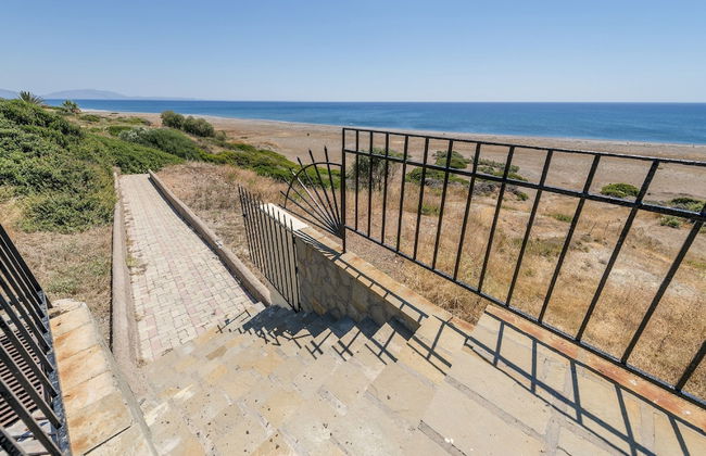 Blue Asteri Villa - Photo 25