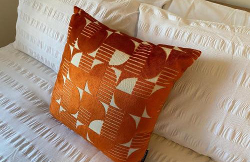 ParkCentral Birmingham City Centre - near Chinatown - private gated free parking - Photo 7