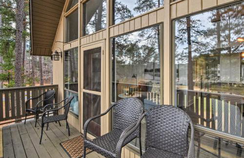 Designer Retreat with Pool, Golf and Beach Access! - Foto 17