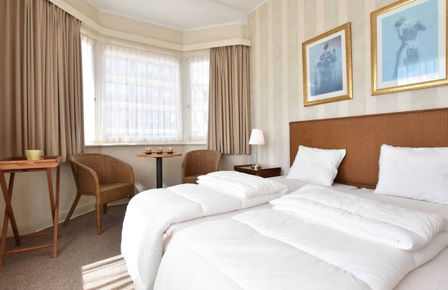 Former Hotel in the Centre and Near the Beach in Panne - Foto 7