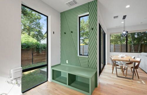 Modern Luxury in the Heart of Austin 3BR 3BA with Huge Balcony - Foto 34