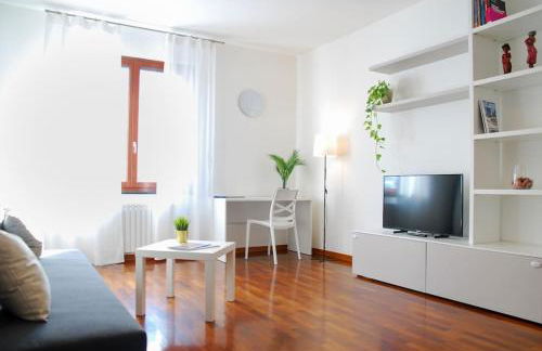 Home & Pet - Milano Trilocale Promenade Santa Giulia - Foto 1