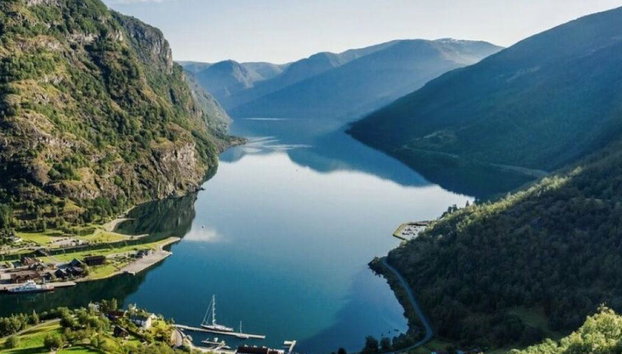 Nærøyfjord y Flåm con crucero de 2 horas por el fiordo - Foto 2