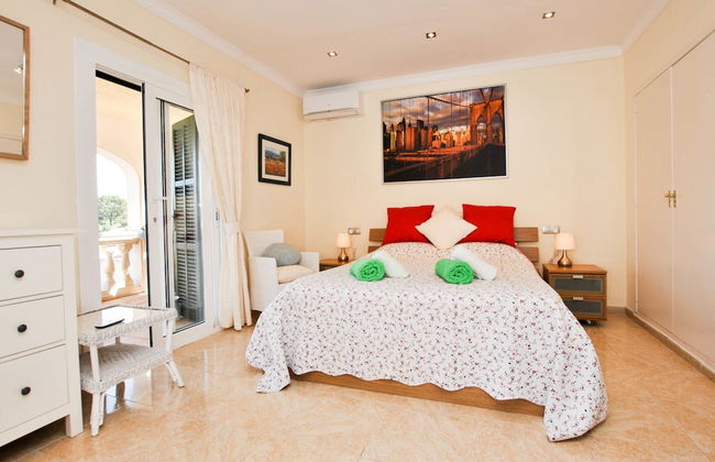 Villa in Alcudia With Swimming Pool - Foto 8