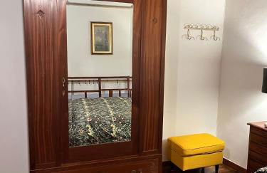 Rustic Retreat with Tuscan Views near Florence - Foto 6