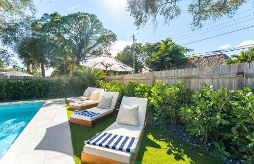 Putting Green - Heated Pool - Jupiter Escape - Photo 14