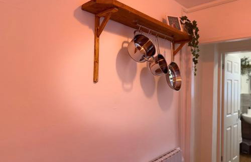 Chase View 1 Bed Sleeps 4 Parking WiFi Contractors - Foto 9