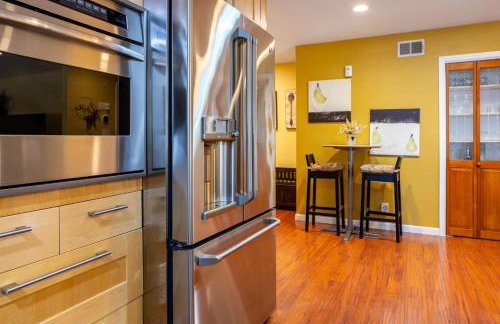 Wine Waves & Comfort 2BR Bay Area Beauty - Foto 35