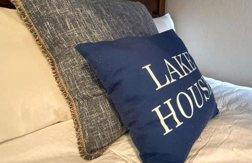 Blueys Lakefront 2 Bed and 2 Bath Condo - Foto 14