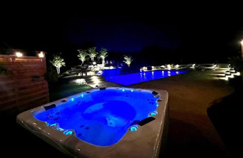 Charles Town Home with Private Pool and Hot Tub - Foto 44