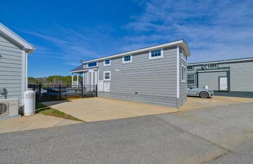 Boat & Fish: Waterfront Gem in Sherrills Ford! - Photo 17