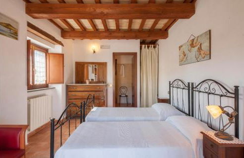 Lovely Home In Tolentino With Kitchen - Foto 27