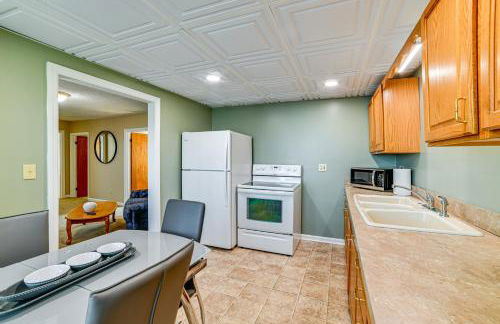 Less Than 2 Mi to SUNY Cortland Unit with Private Parking - Photo 10