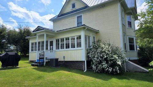 BaseCampWV-Durbin. Spacious 4 bedroom house w/yard - Foto 4