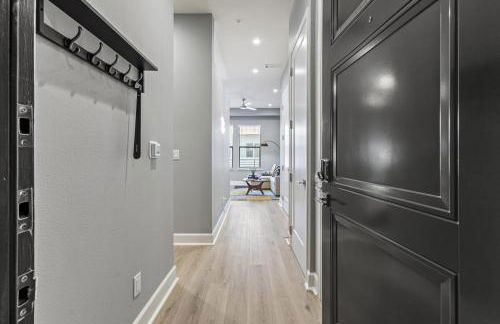 Trendy 1BR w 10ft Ceilings FREE Parking Pet Friendly - Foto 38