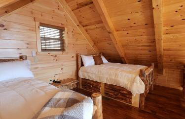 Modern Spacious Cabin near Tappan Lake with Jacuzzi and Panoramic Views in Ohio - Foto 6