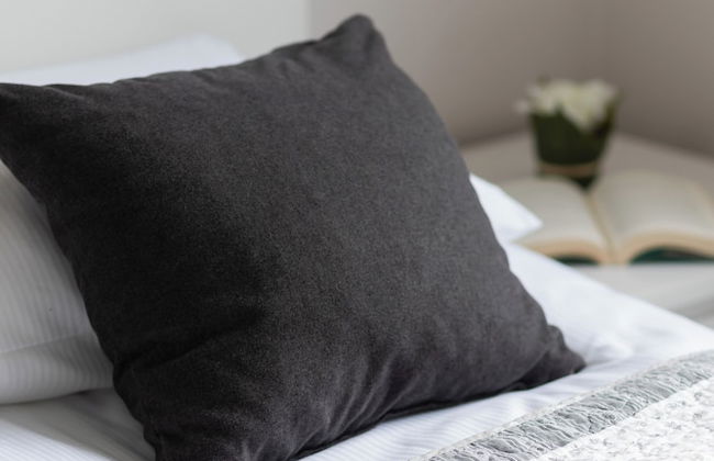 Comfy Apartment With Parking by Renters - Photo 12